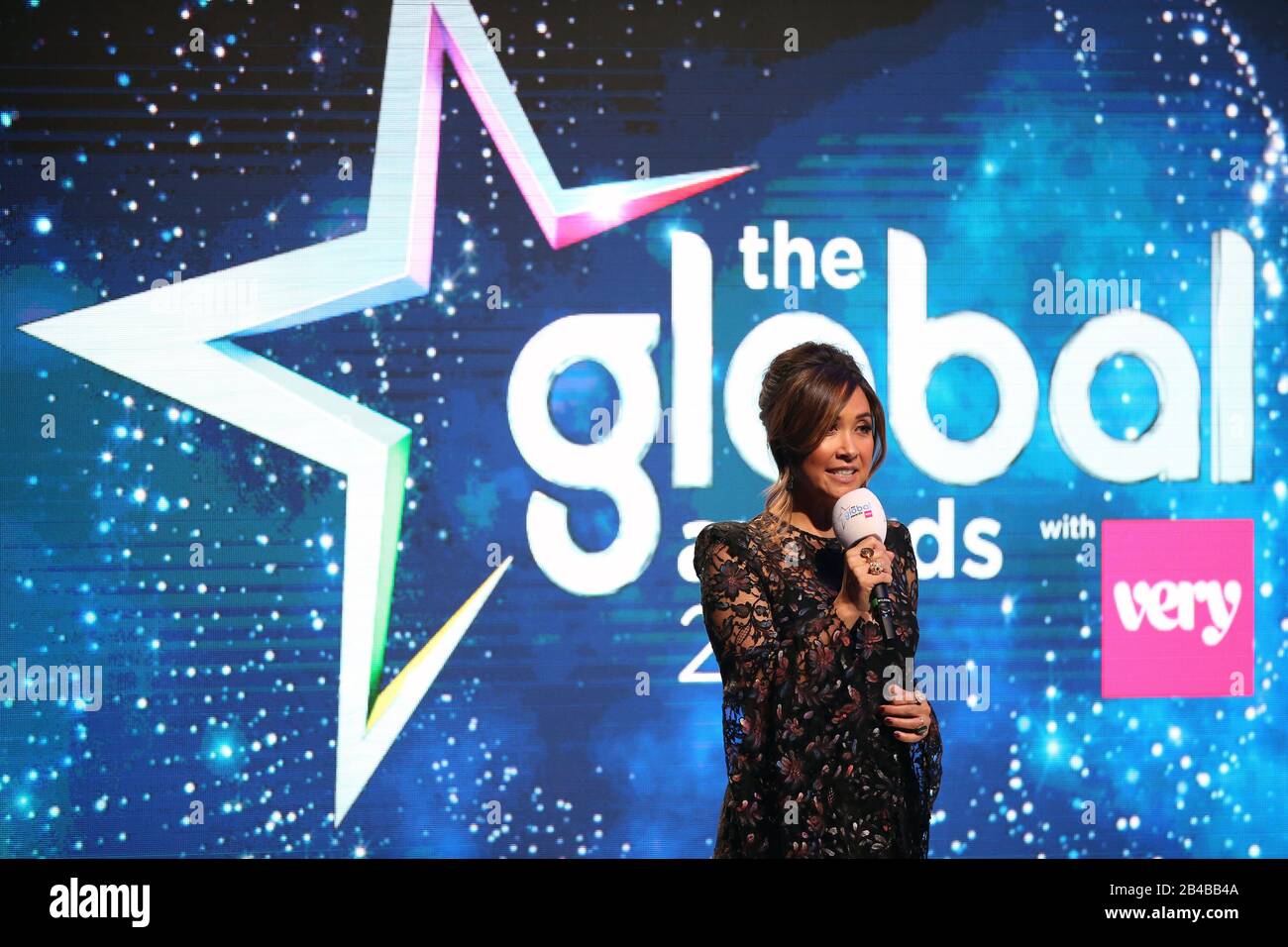 Myleene Klass auf der Bühne bei den Global Awards 2020 mit Very.co.uk im Londoner Eventim Apollo Hammersmith. Stockfoto