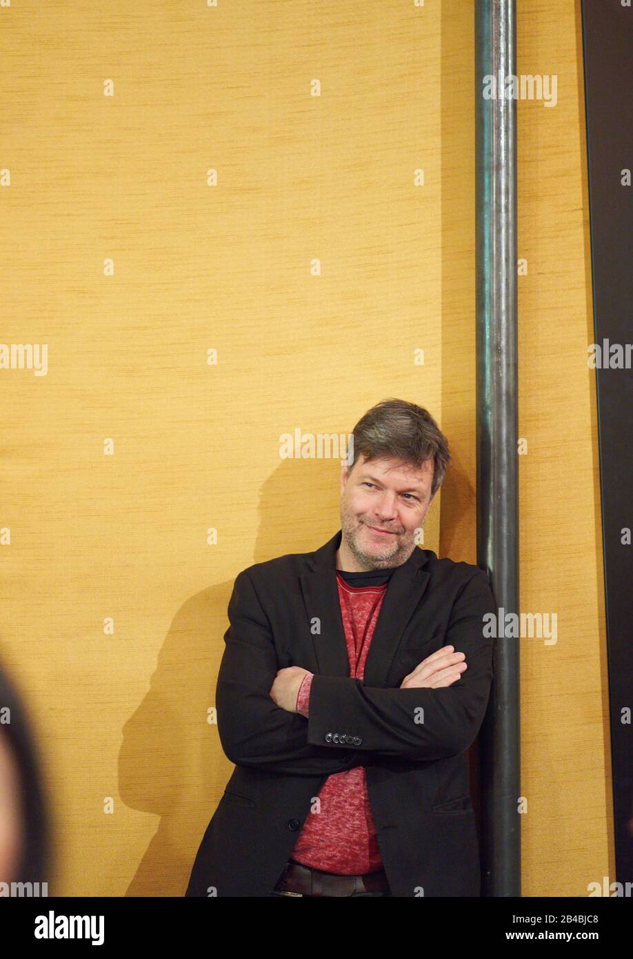 Robert Habeck in Marktoberdorf, 5. März 2020. Der Politiker Robert HABECK, Bundesvorsitzender Bündnis 90 die Gruenen spricht bei seinem Besuch im Kino Filmburg am 5. März 2020 in Marktoberdorf © Peter Schatz / Alamy Live News Stockfoto