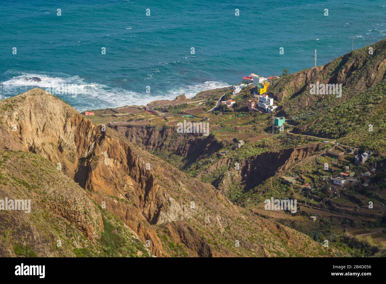 Spanien, Kanarische Inseln, Teneriffa, Taganana, Erhöhte Ansicht der nordwestlichen Küste Stockfoto