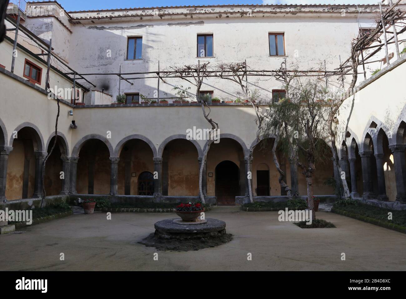Chiostro di San Francesco Stockfoto
