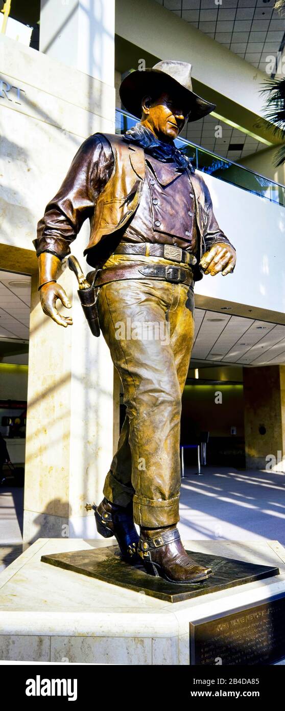 Orange County, Kalifornien, Mai 2010 - am 20. Juni 1979 benannte das Orange County Board of Supervisors den Orange County Airport in John Wayne Airport um. Stockfoto