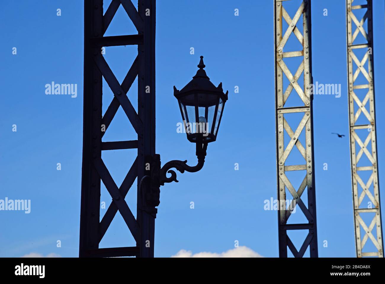 Europa, Deutschland, Hamburg, alte Harburger Elbbrücke, Stahlbau und Laterne, erbaut zwischen 1897 und 1899, Stockfoto