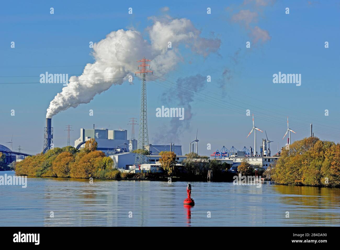 Europa, Deutschland, Hamburg, Moorburg, Kohlekraftwerk Moorburg, Betreiber Vattenfall, an der Süderelbe, moderne Windkraftanlagen rechts, Stockfoto