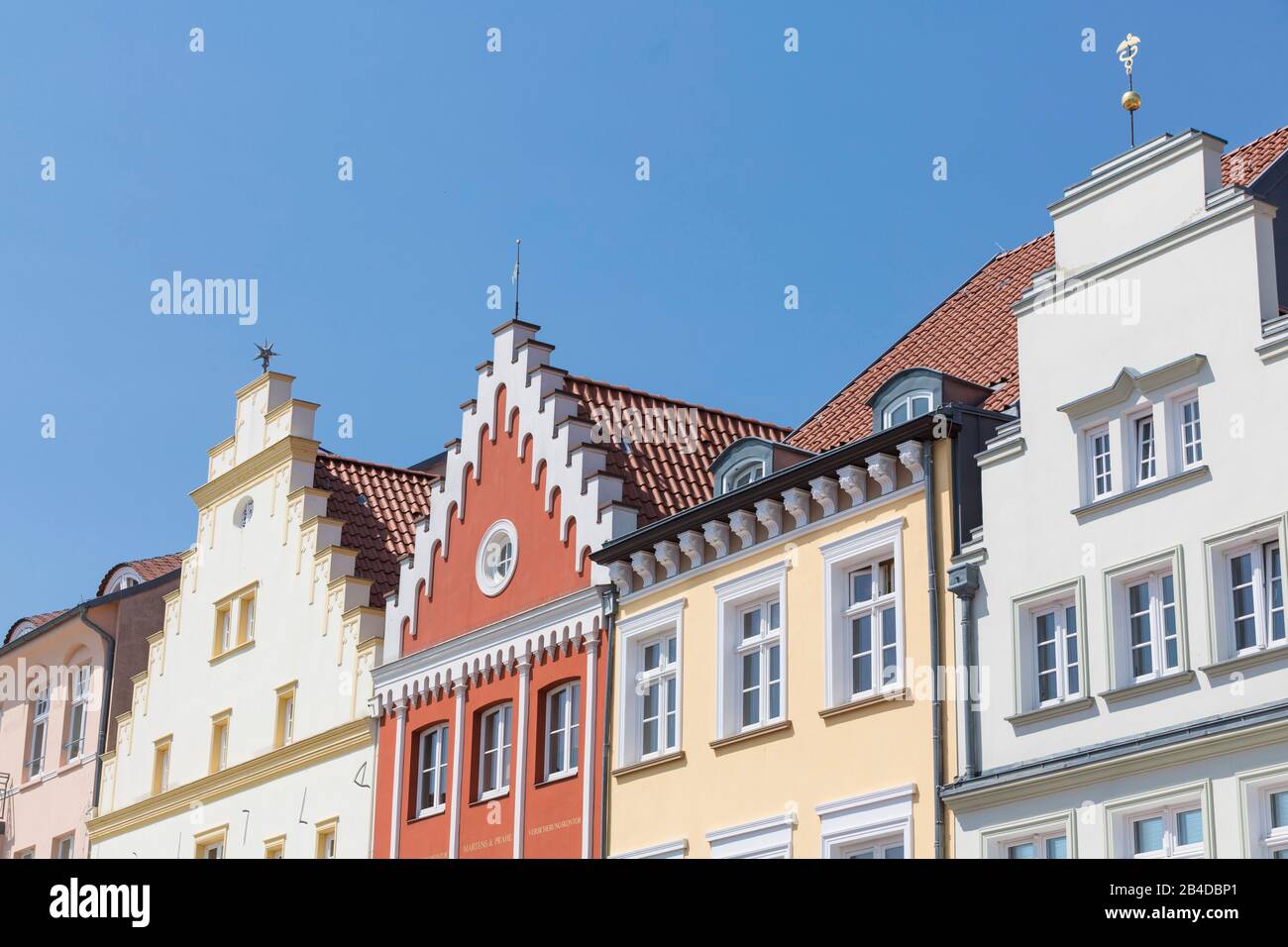 Deutschland, Mecklenburg-Vorpommern, Greifswald: Häuser in der Innenstadt Stockfoto
