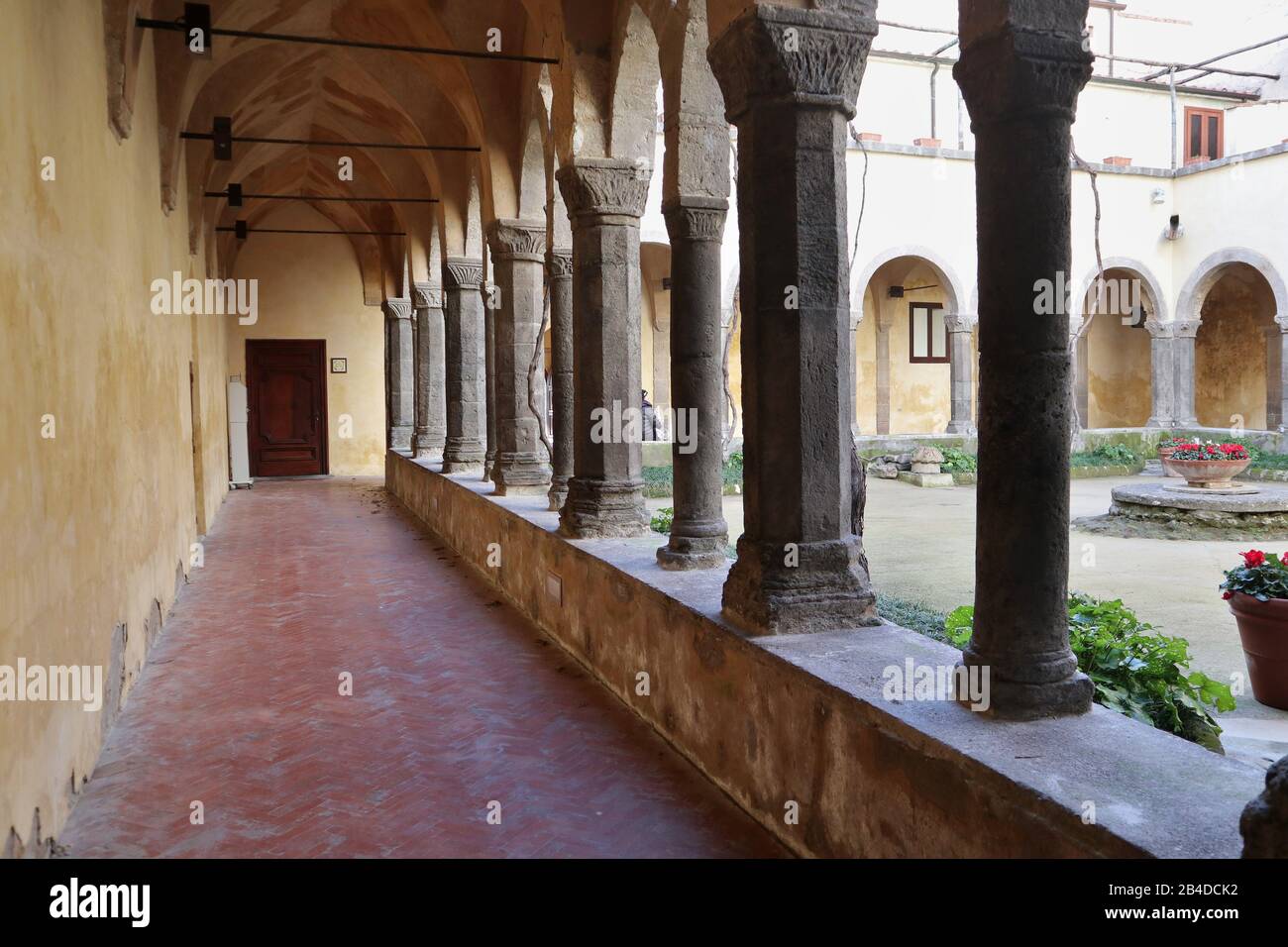 Chiostro di San Francesco Stockfoto