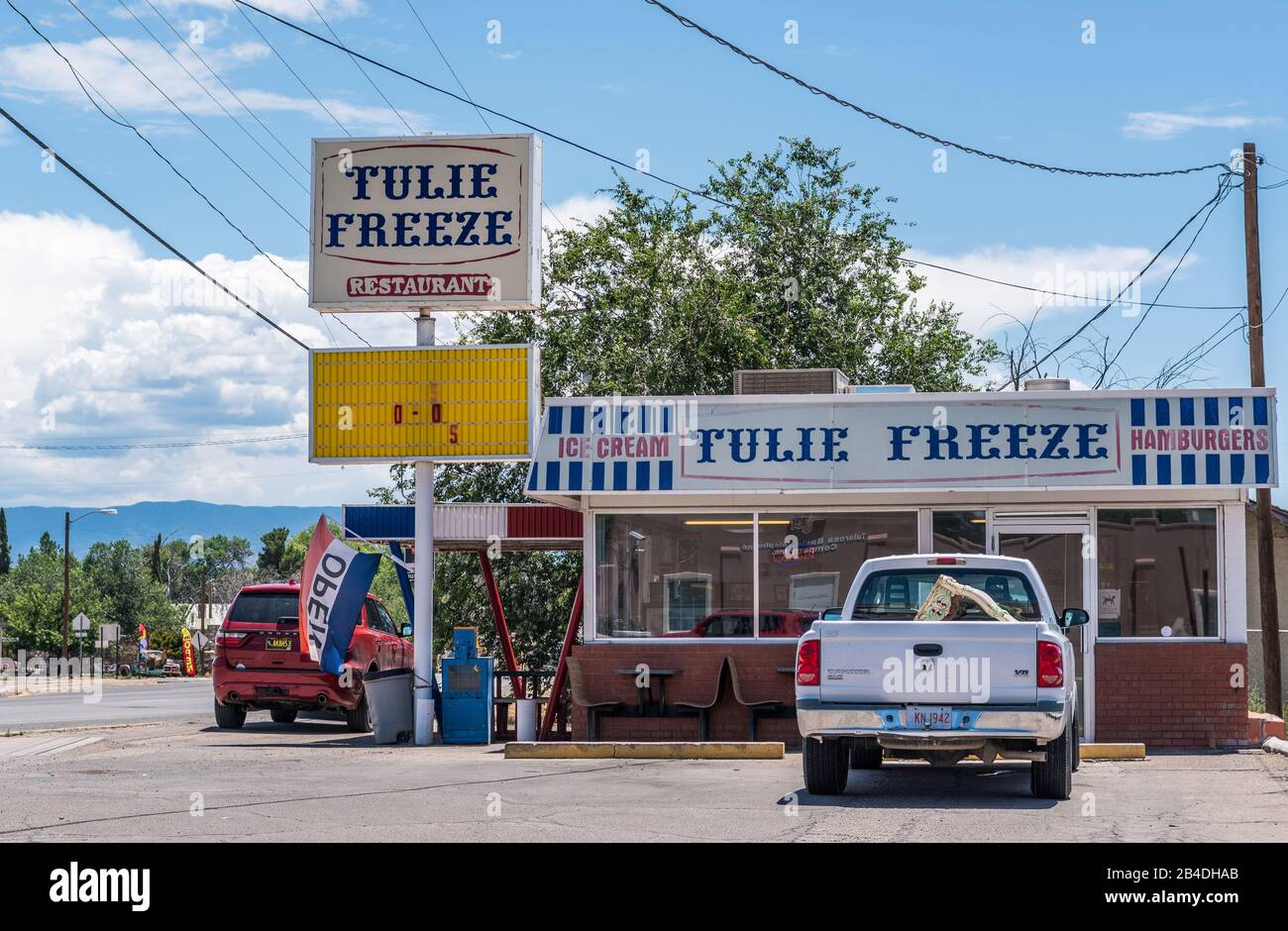 Tulie Freeze lokale Soft-Serve-Eiscreme, Hamburger, Fast-Food-Restaurant, Tularosa, New Mexico, USA. Stockfoto