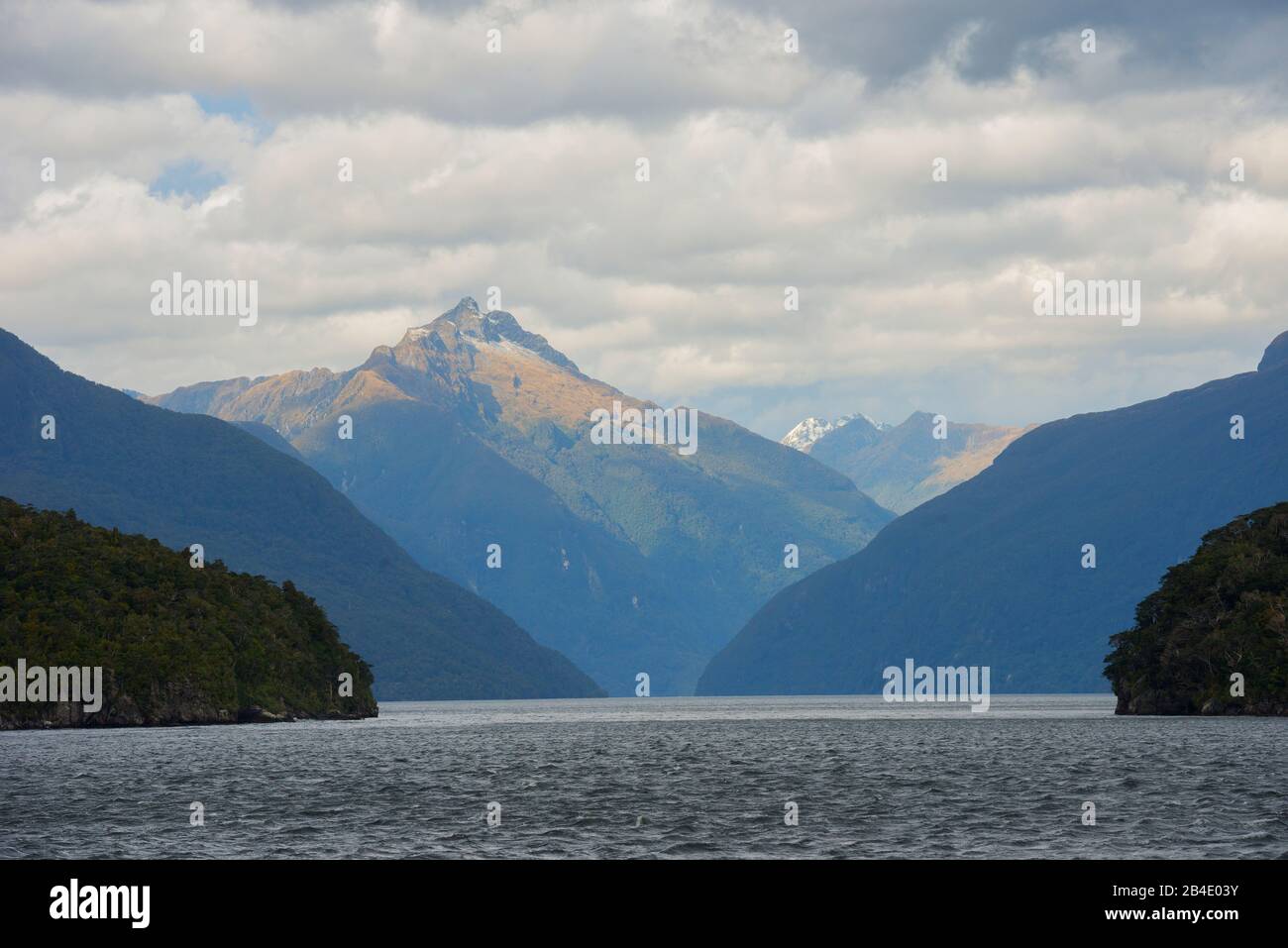 Doubtful Sound, Fiordland National Park, South Island, Neuseeland, Stockfoto