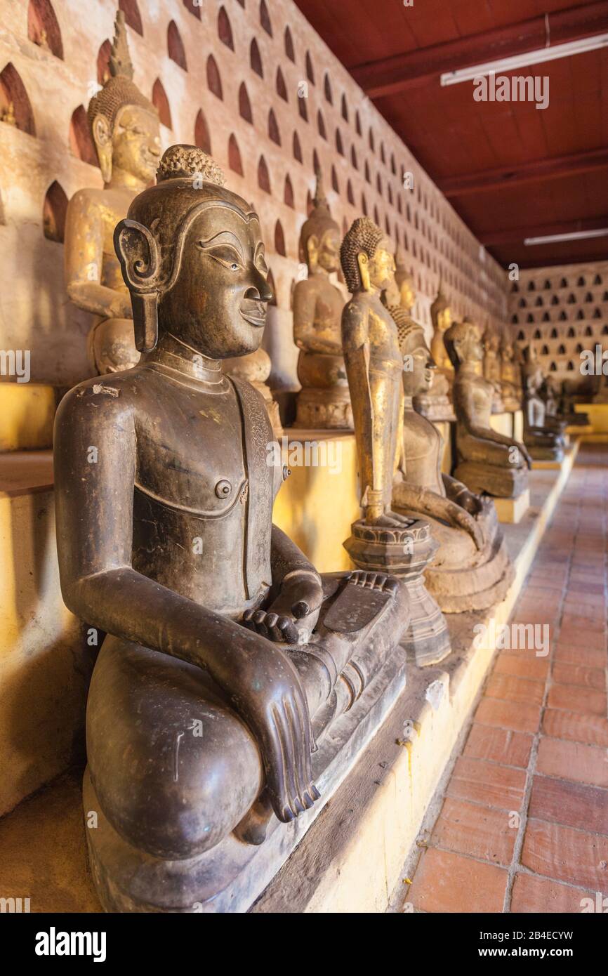 Laos, Vientiane, Wat Si Saket, Vientiane älteste Tempel, Interieur Buddha Kloster Stockfoto