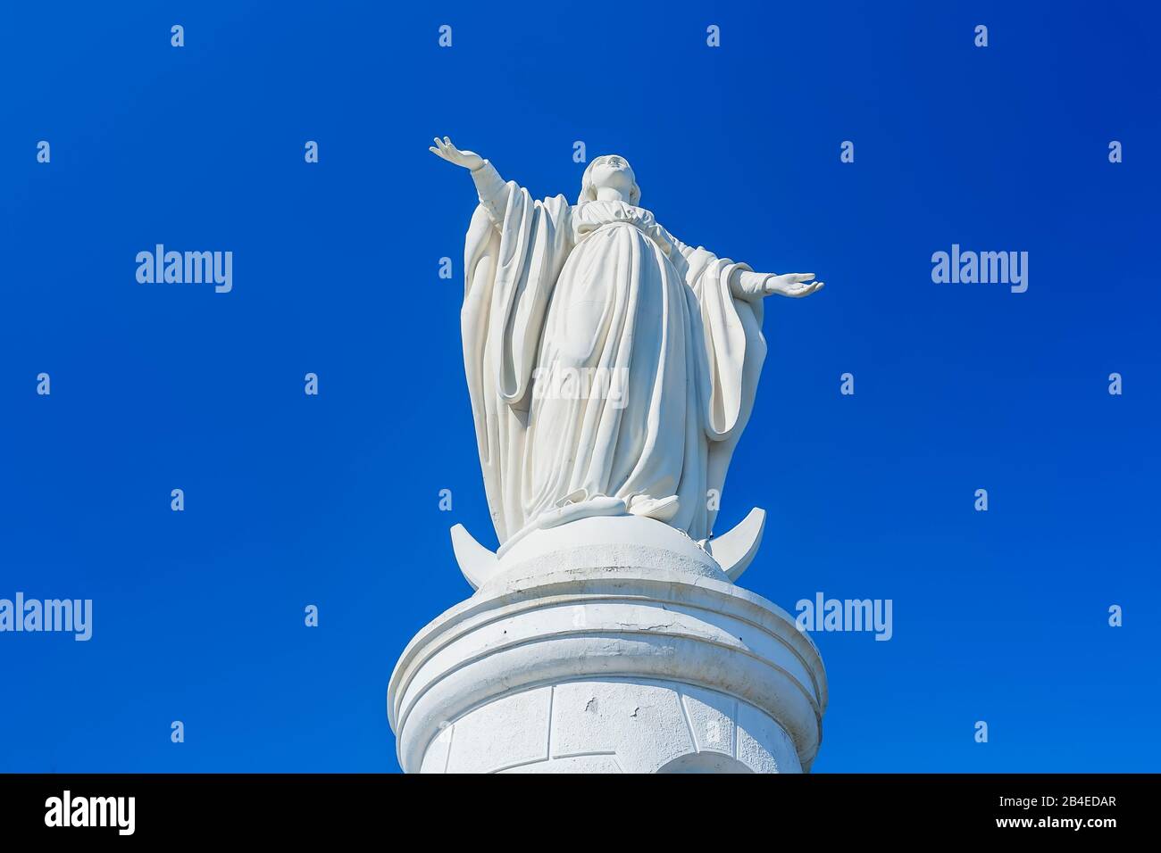 Statue der Jungfrau Maria, Santiago de Chile, Chile, Südamerika Stockfoto