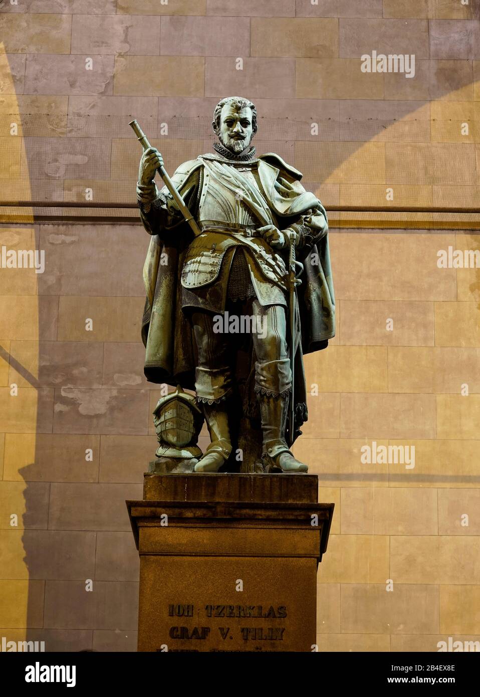 Statue graf von tilly Fotos und Bildmaterial in hoher Auflösung Alamy