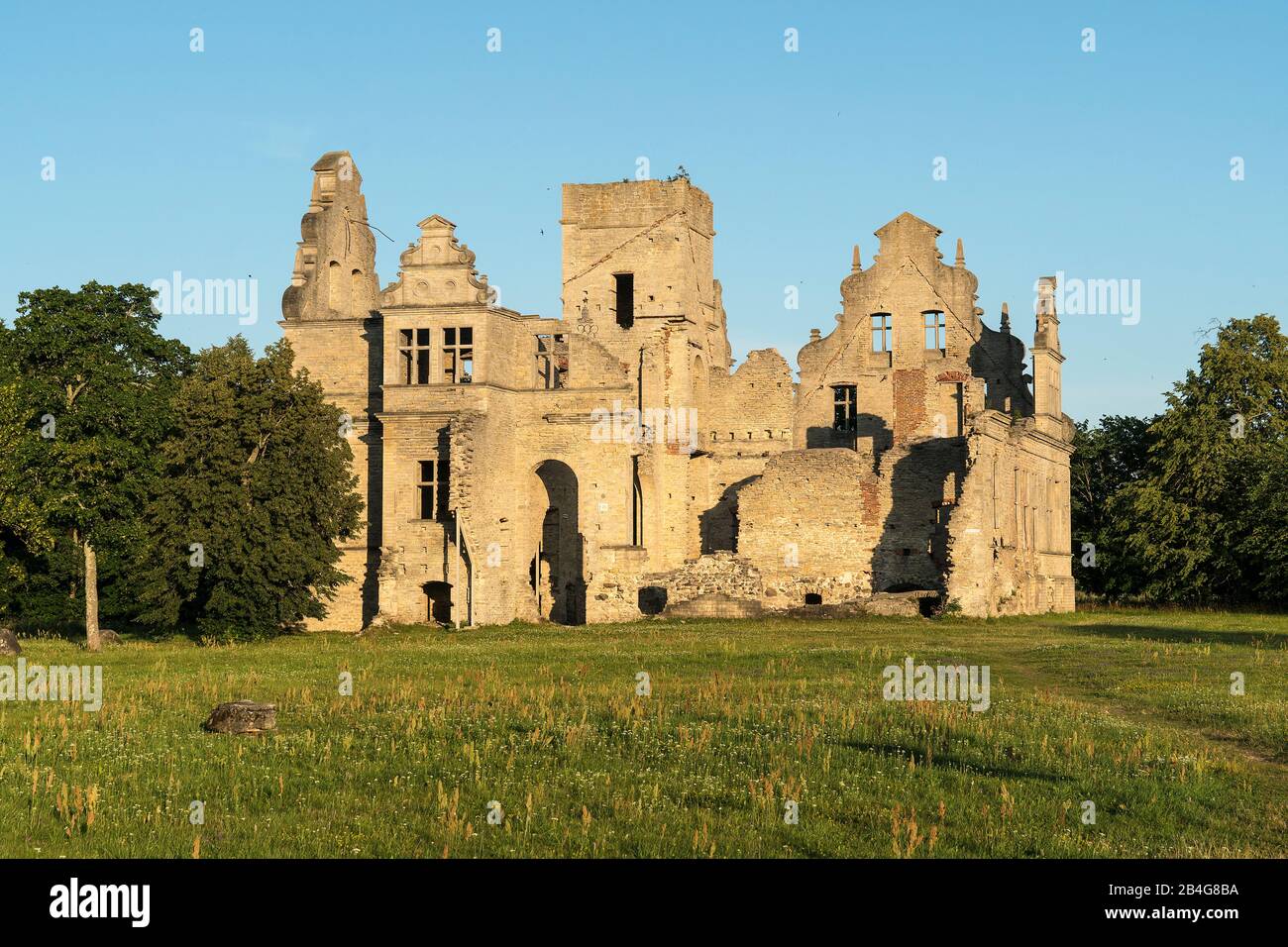 Estland, Westküste, in der Nähe von Haapsalu, Schloss Unnu, Ruine Stockfoto