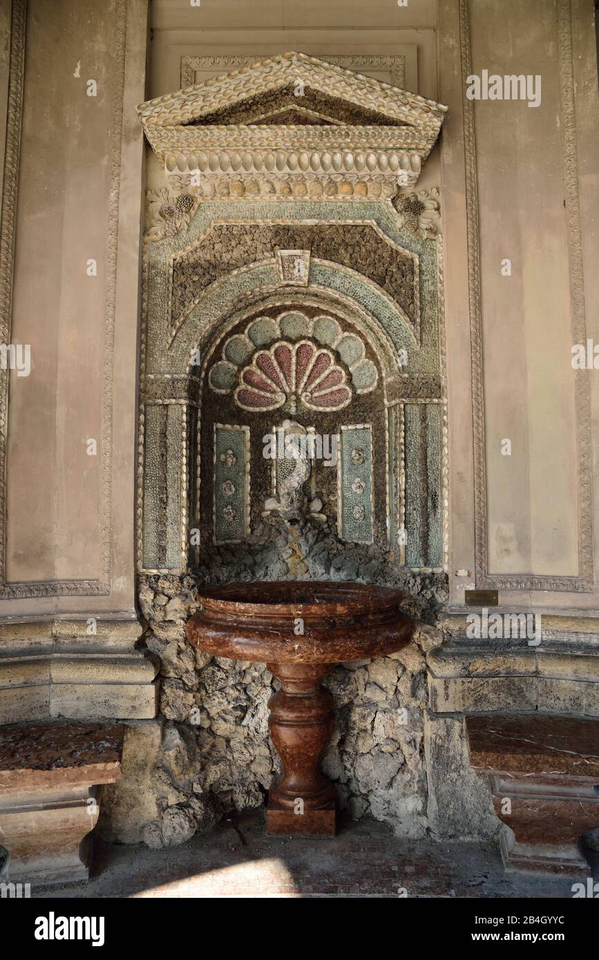 Europa, Deutschland, Bayern, München, Stadt, Hofgarten, Diana-Tempel, Shell-Brunnen, Stockfoto