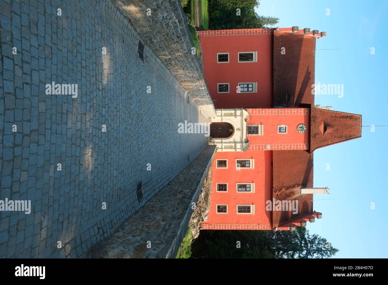 Cervena Lhota Chateau, Tschechien. Das aus dem gotischen Fort im 16. Jahrhundert wiederaufgebaute Sommerhaus war ein Ort der Unterhaltung, der Feiern und der Freizeit. Stockfoto