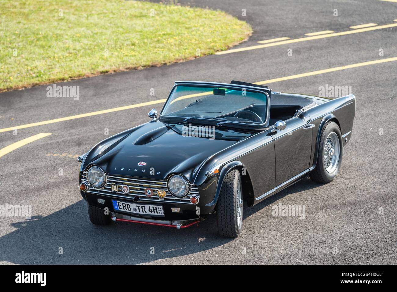 Triumph Tr Stockfotos Und Bilder Kaufen Alamy