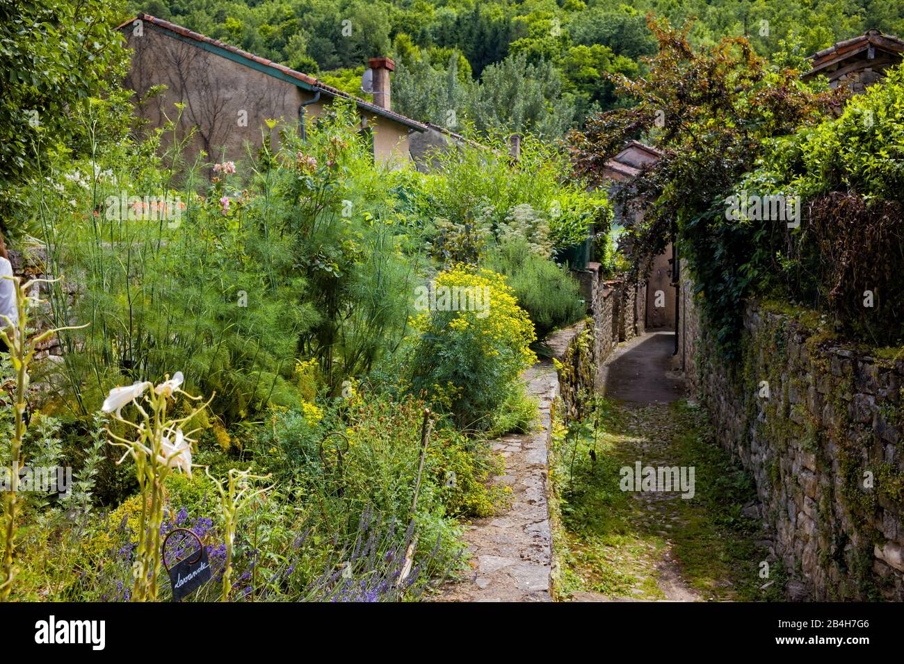 Gasse in Saint-Antonin-Noble-Val Stockfoto