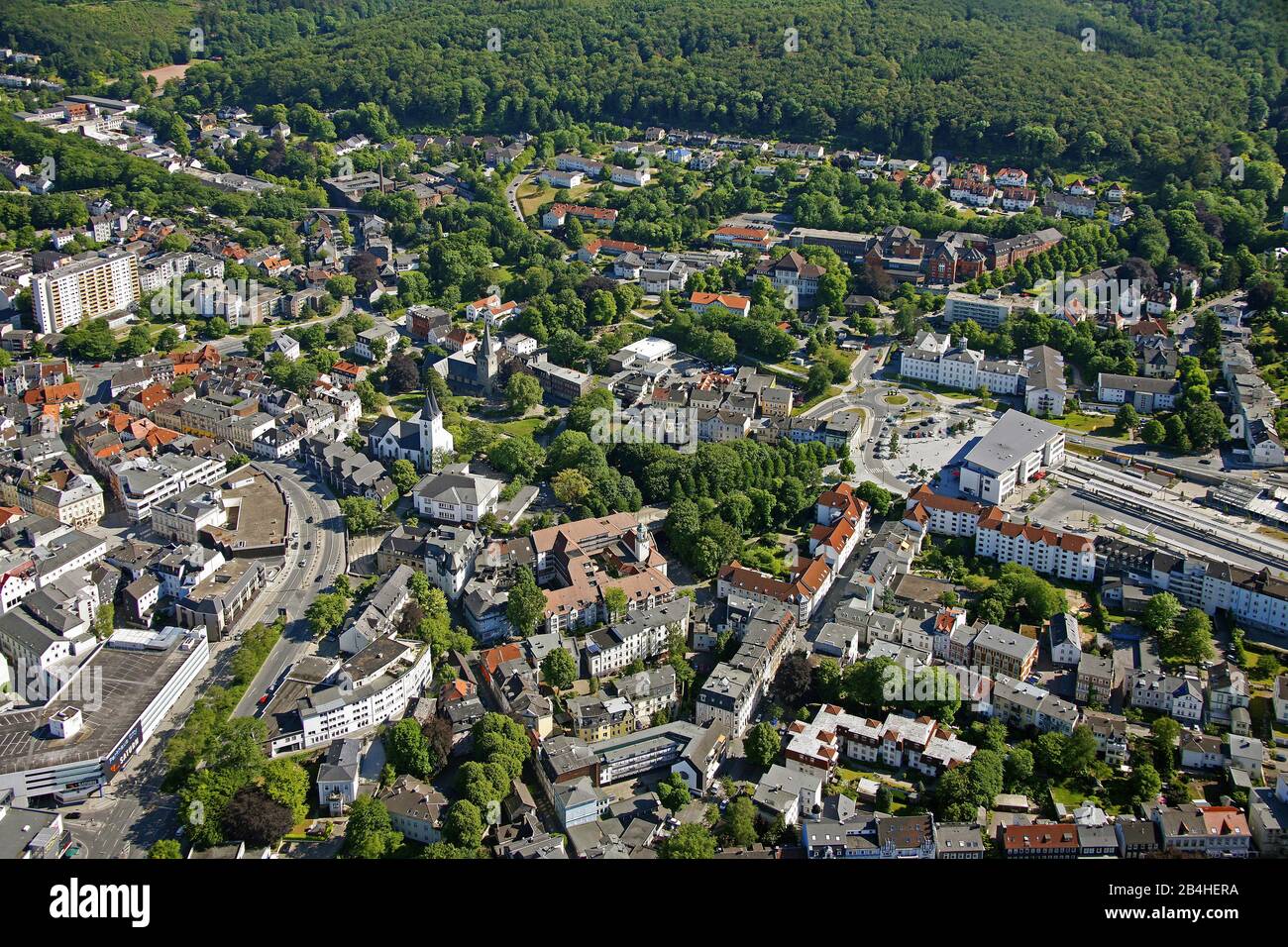 , Innenstadt von Iserlohn im Sauerland mit Kirchen Marienkirche und St