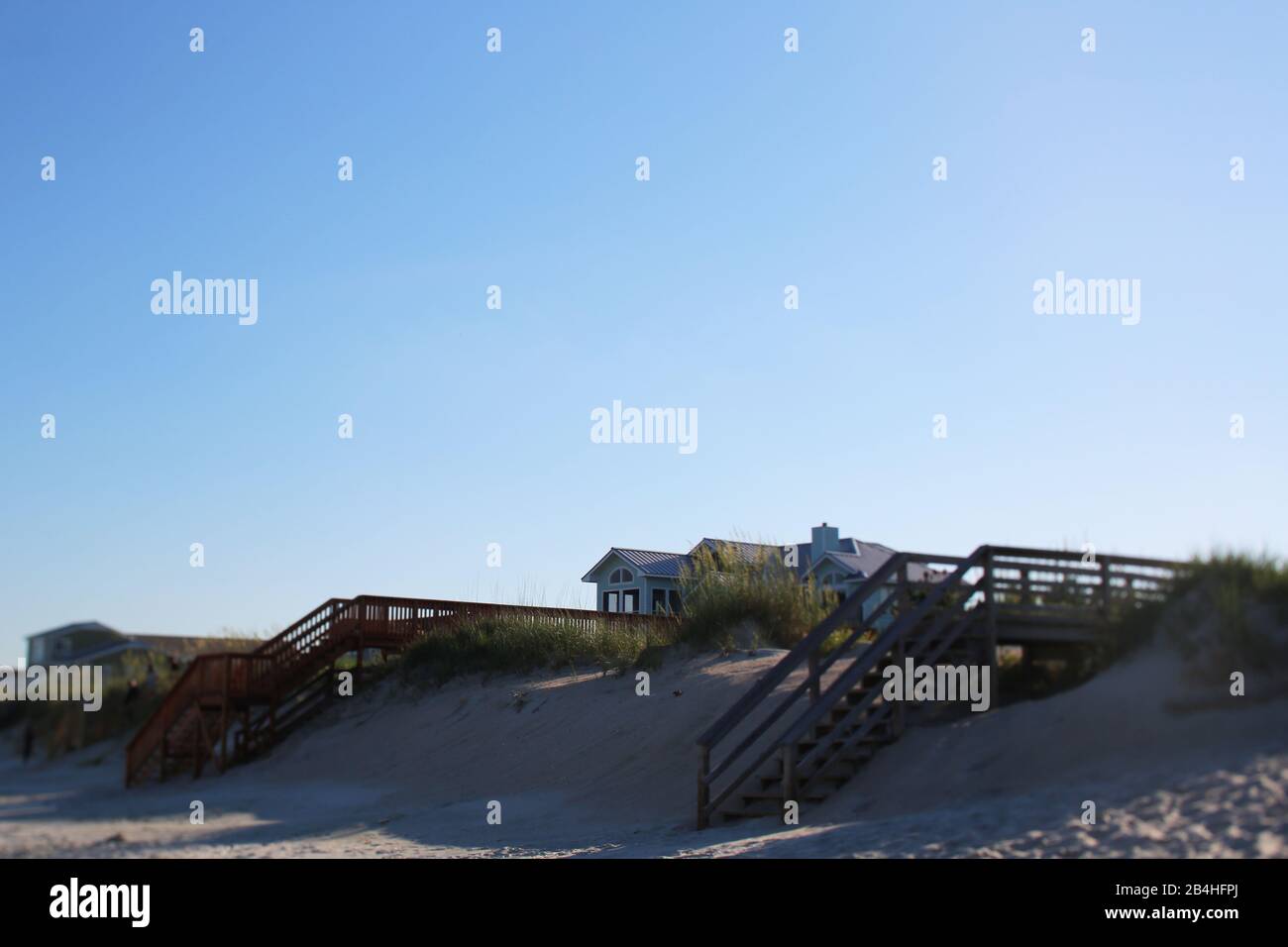 South Carolina Beach Houses an EINEM klaren Tag Stockfoto