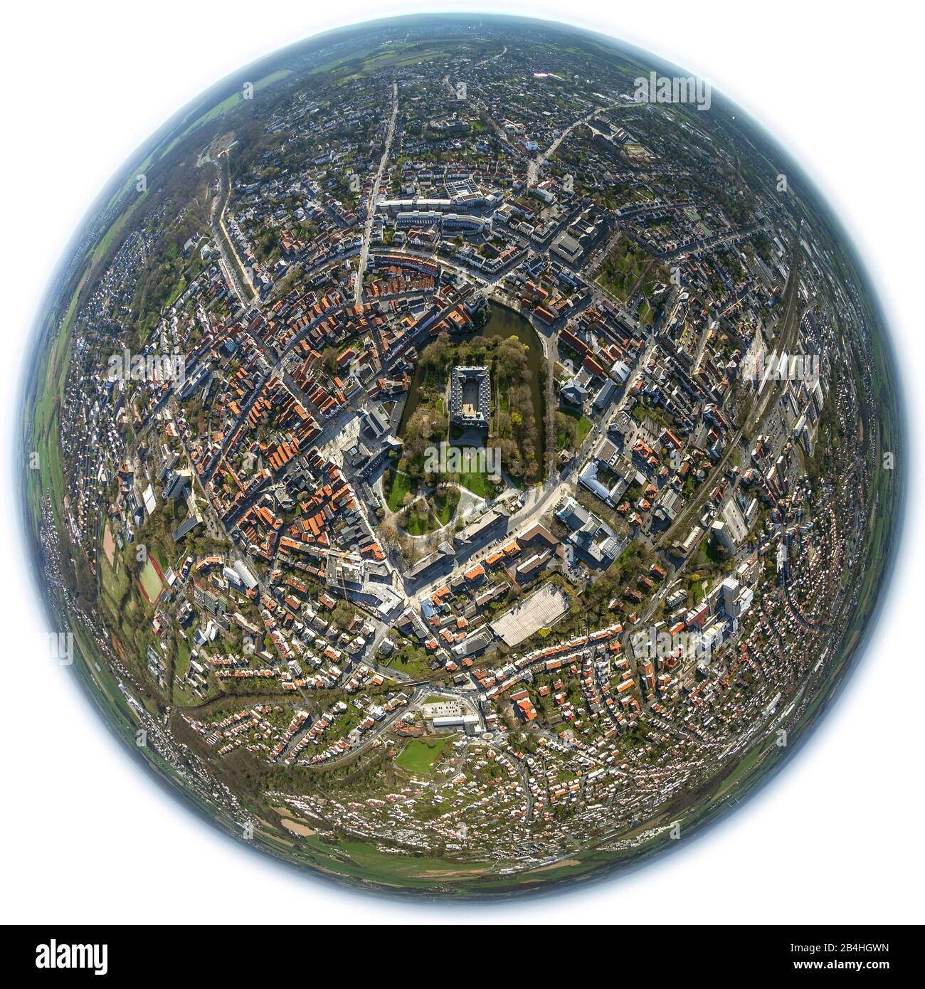 , Innenstadt von Detmold mit Rathaus und Residenzschloss, 22.04.2012, Luftbild, Deutschland, Nordrhein-Westfalen, Ostwestfalen, Detmold Stockfoto