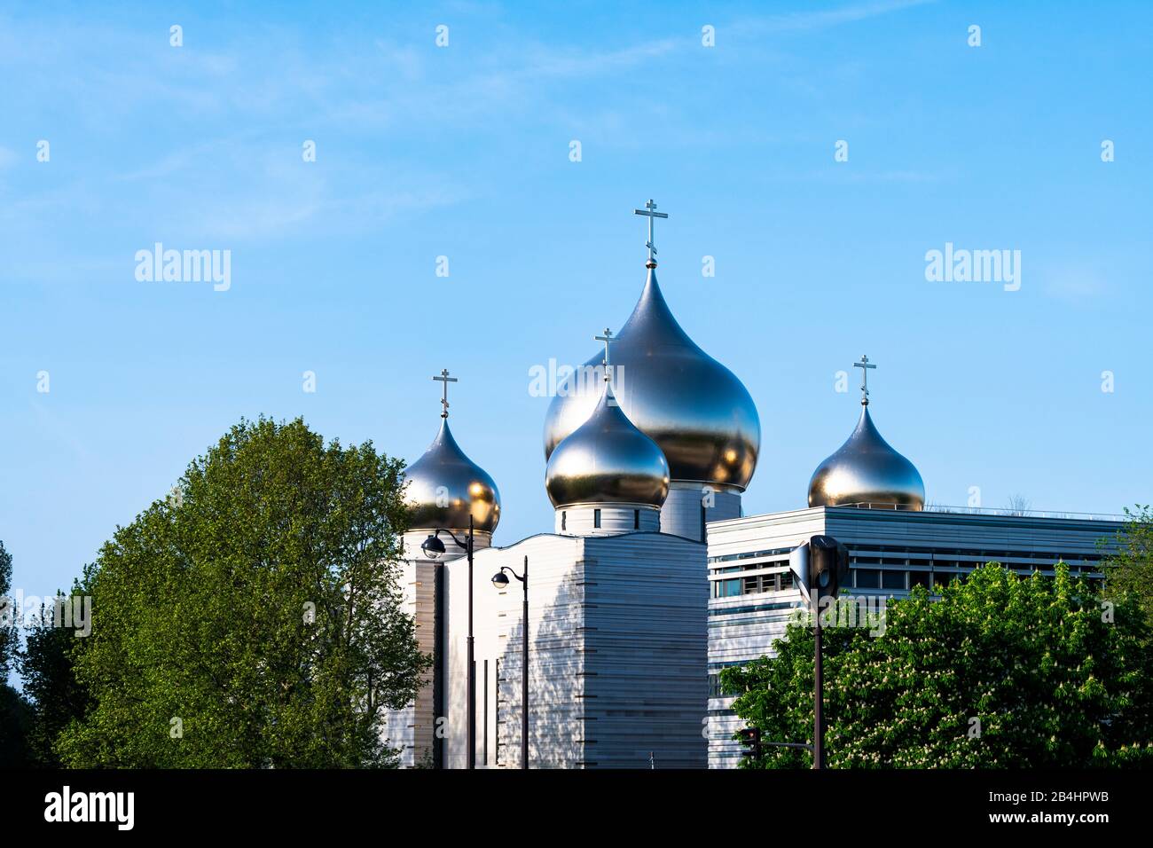 Zentrum spirituel et culturel orthodoxe russisch, die goldenen Zwiebelkuppeln der russisch-orthodoxen Kathedrale, Paris, Frankreich, Europa Stockfoto