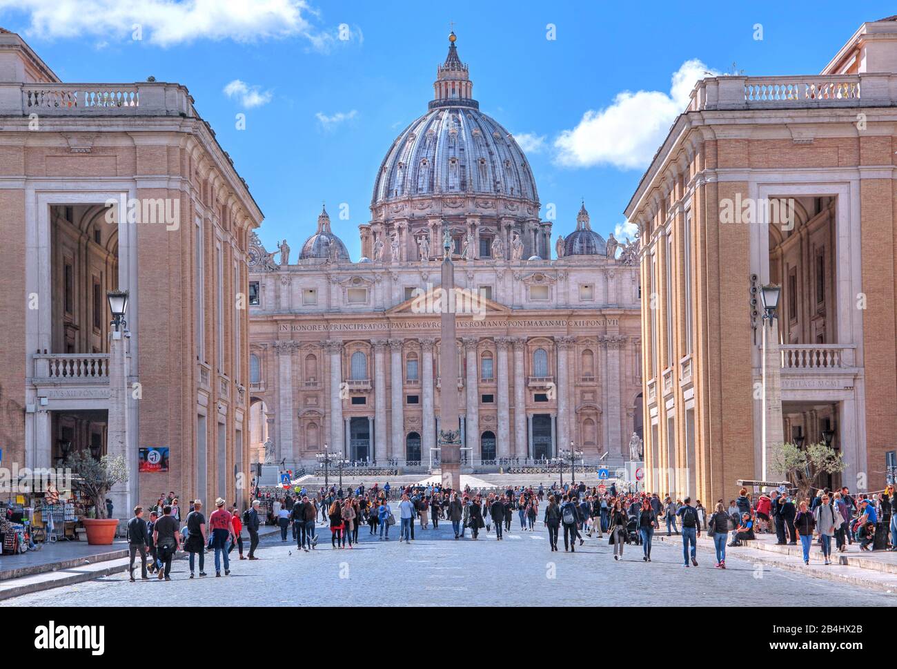 Via della Conciliazione und Petersdom, Vatikan, Rom, Latium, Italien Stockfoto