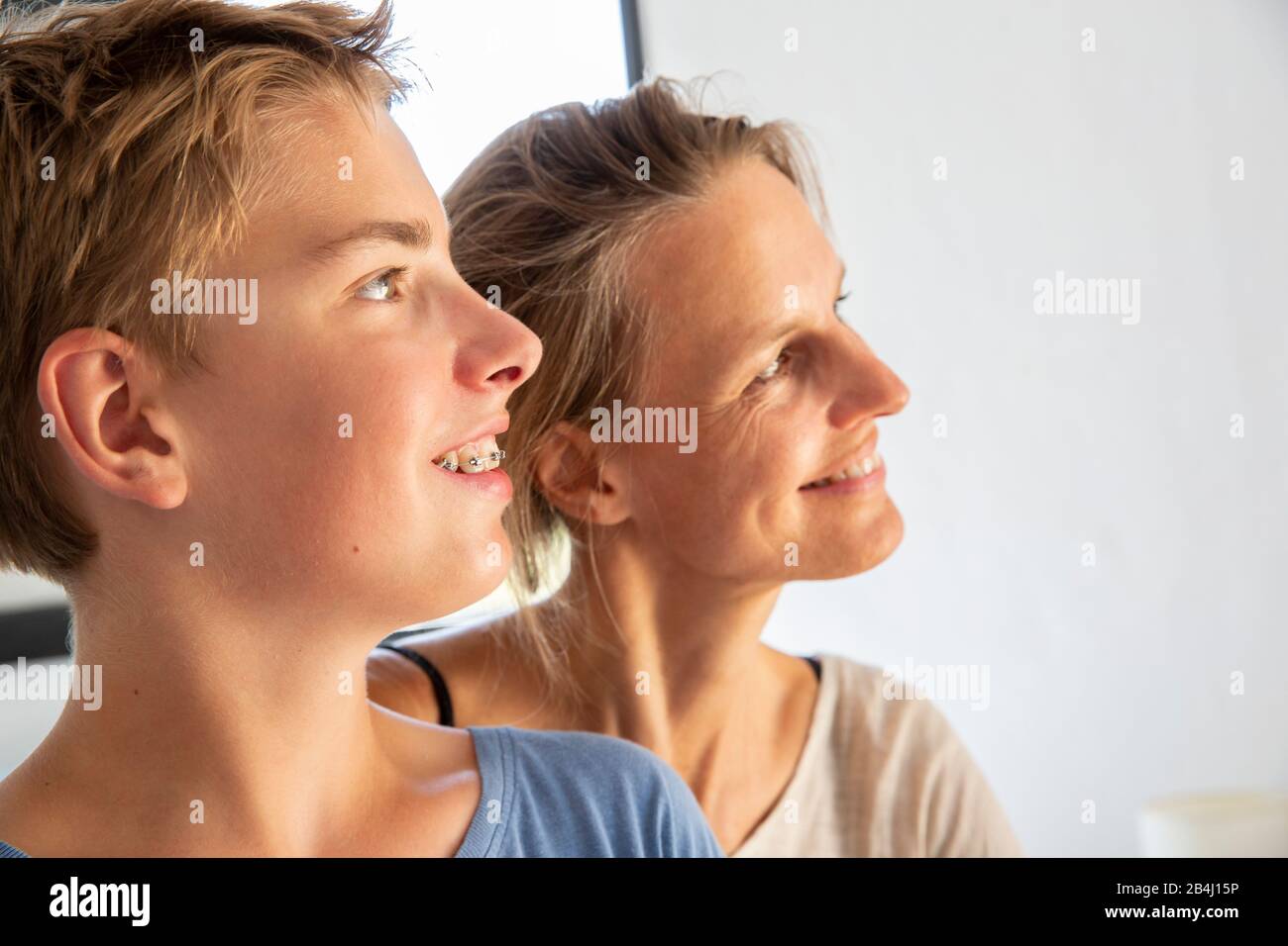 Sohn, Mutter, Profil Stockfoto
