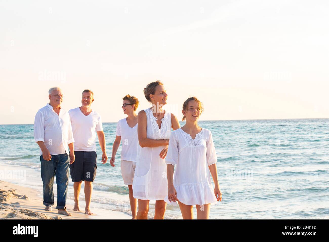 Familie, Strand, laufen, von vorne Stockfoto