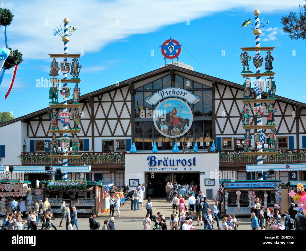 Deutschland, Bayern, München, Oktoberfest, Bräurosl Festzelt, Oktoberfestbesucher Stockfoto