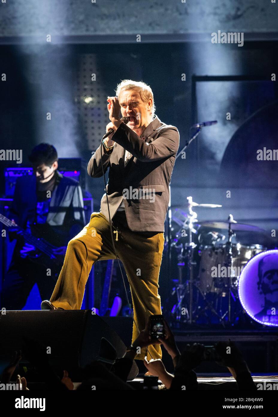 Leeds, Großbritannien. März 2020. Morrissey startet seine letzte UK & European Tour in der Leeds First Direct Arena, um mit der Veröffentlichung seines neuesten Albums zusammenfallen zu können; I Am Not A Dog On A Chain Credit: Kenny Brown/Alamy Live News Stockfoto