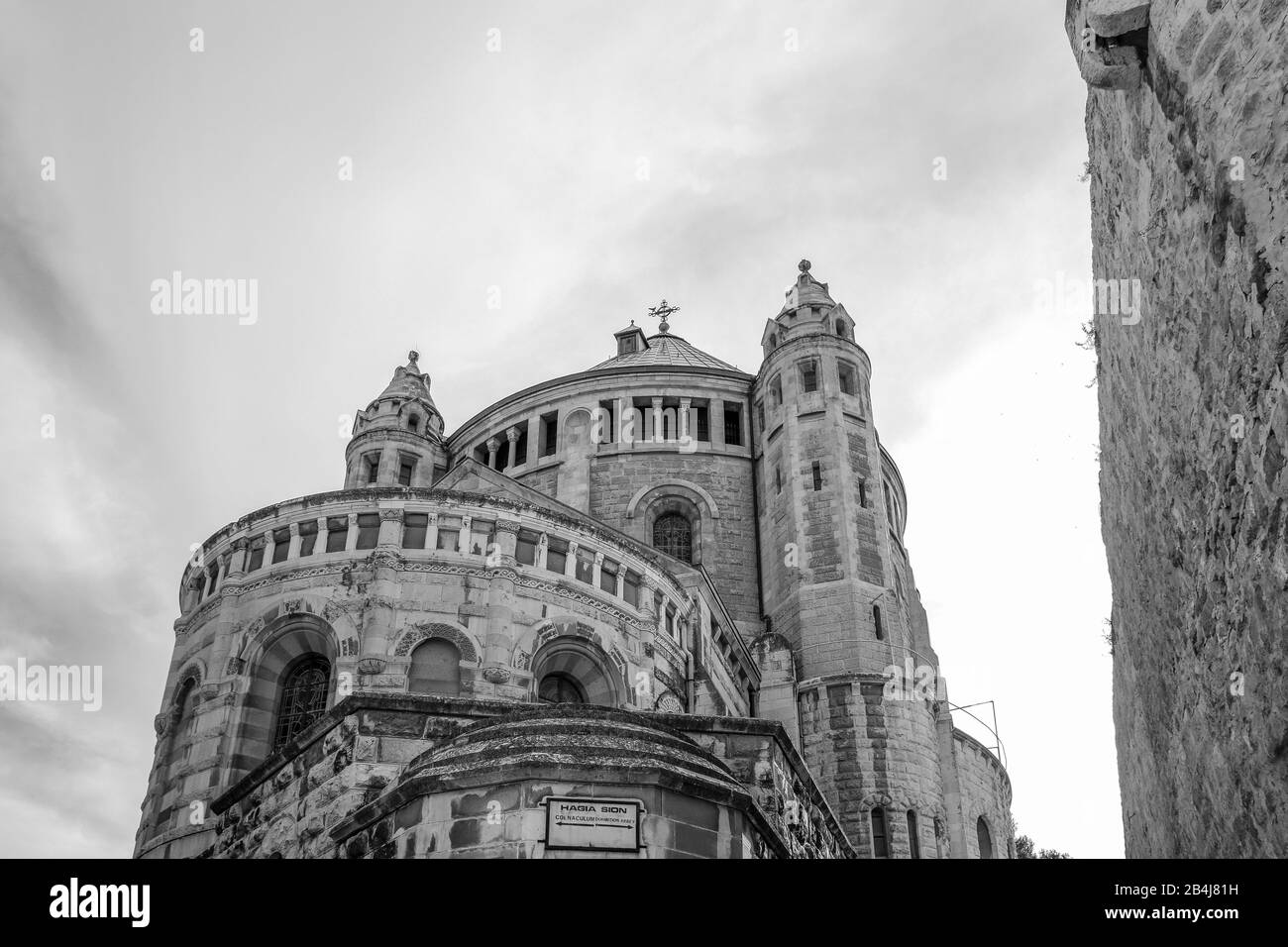 Israel, Jerusalem, Blick auf die Dormitio-Stift auf dem Berg Zion in Jerusalem, Israel. Deutschsprachige Abteikirche für die Auslandsseelsorge. Stockfoto