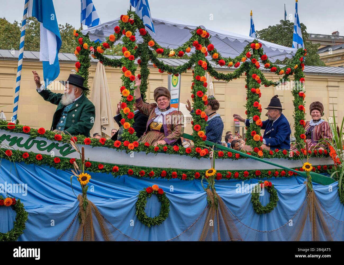 Trachtenumzug, Trachten- und Schützenzug zum Oktoberfest, Oktoberfestzug, München, Oberbayern, Bayern, Deutschland, Europa Stockfoto