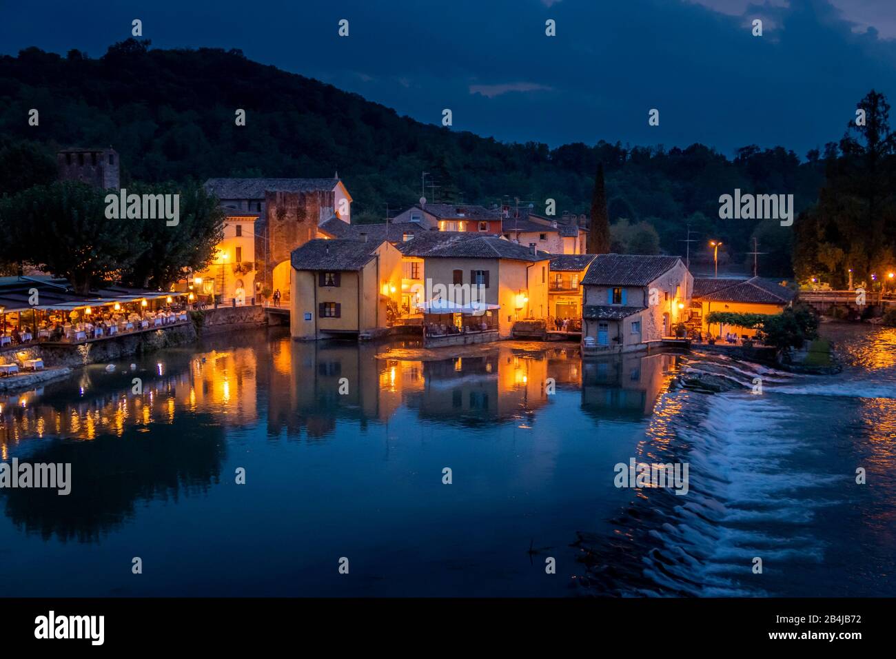 Borghetto Gardasee Stockfotos Und Bilder Kaufen Alamy
