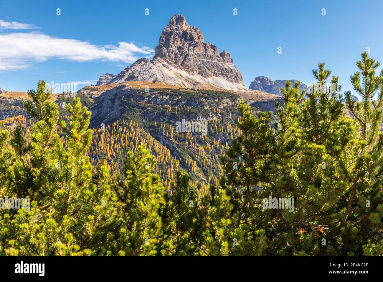 Der Tre Cime di Lavaredo im Herbst von den Monte Piana, den Dolmen, dem Auronzo di Cadore, Belluno, Venetien, Italien aus gesehen Stockfoto