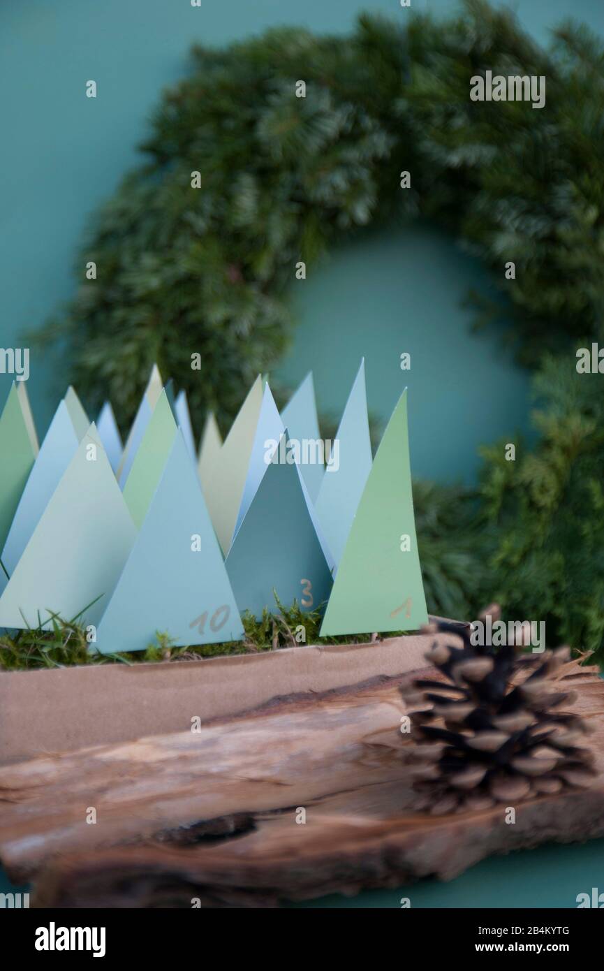 Weihnachtsdekoration/Adventskalender für Heimwerker Stockfoto