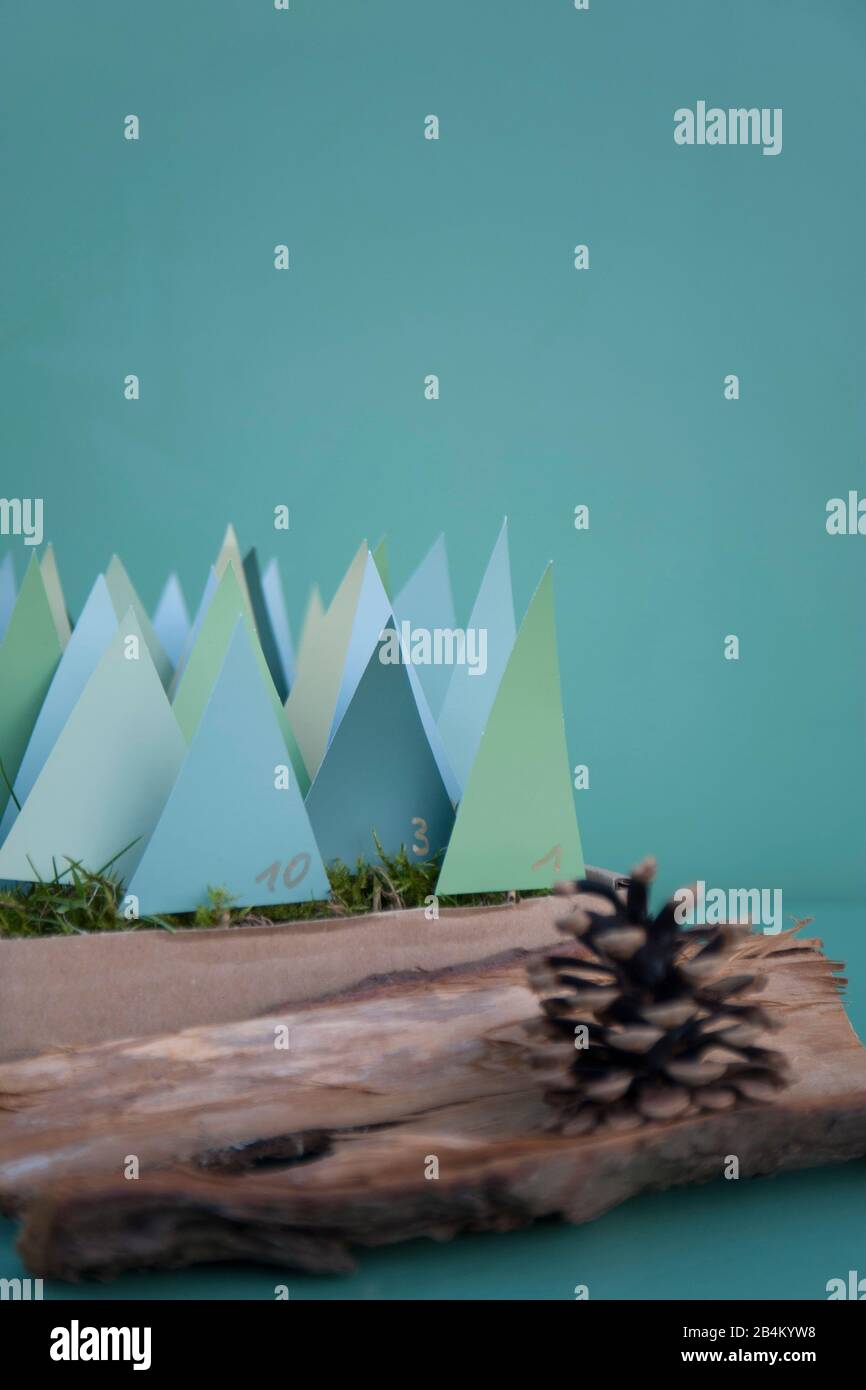 Weihnachtsdekoration/Adventskalender für Heimwerker Stockfoto