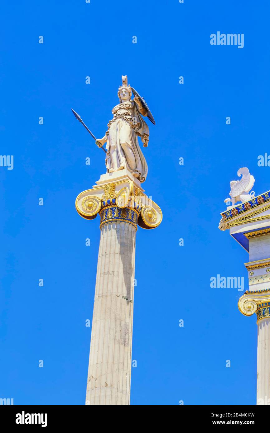 Statue der Athene außerhalb der Akademie von Athen, Athen, Griechenland, Europa Stockfoto