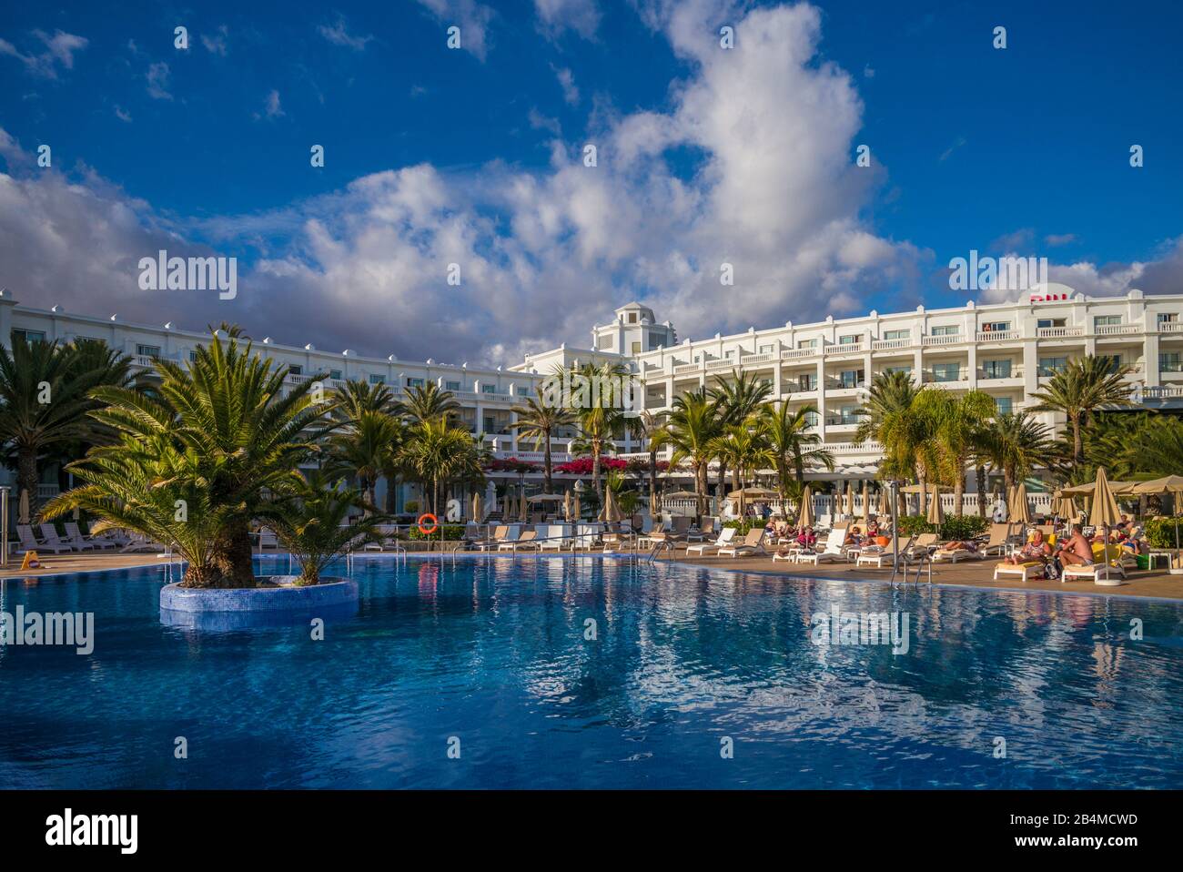 Spanien, Kanarische Inseln, Gran Canaria, Maspalomas, Schwimmbad, Hotel Riu Palace Maspalomas Stockfoto