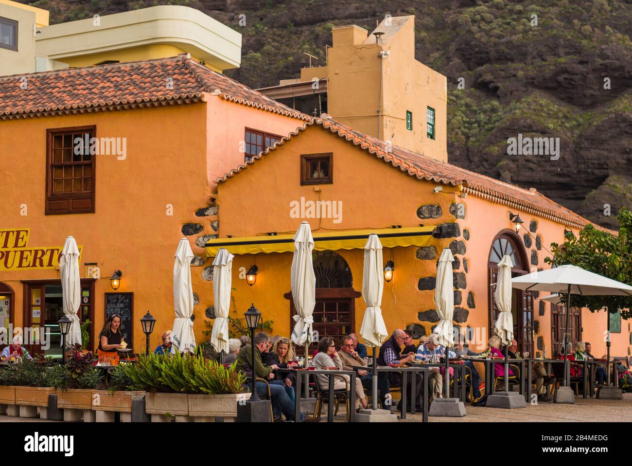 Spanien, Kanarische Inseln, La Palma, Tazacorte, Taverna del Puerto Restaurant Stockfoto