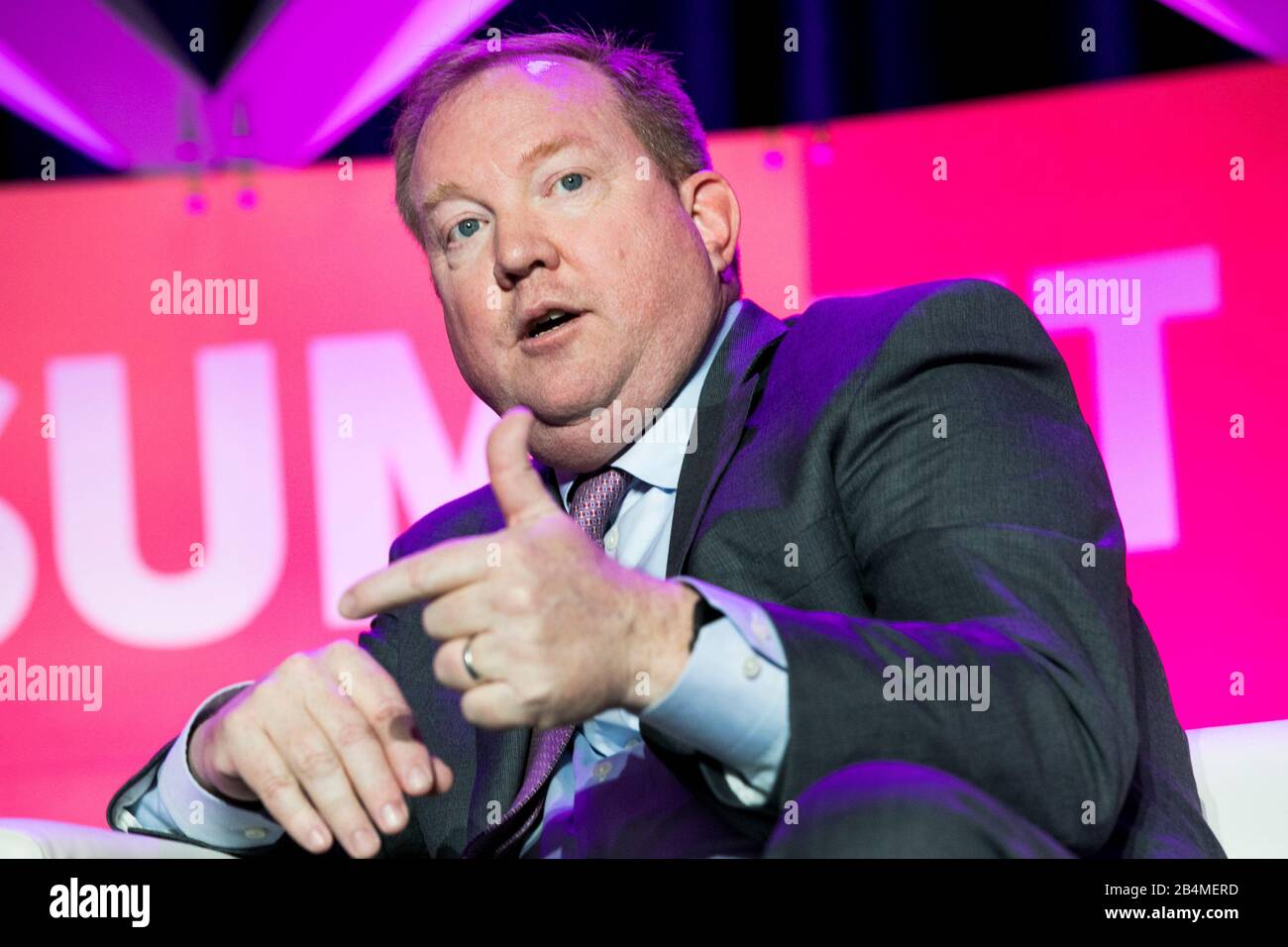 Stanley Deal, President und Chief Executive Officer, Boeing Commercial Airplanes und Executive Vice President, The Boeing Company, spricht in den USA Stockfoto