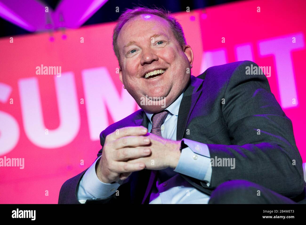 Stanley Deal, President und Chief Executive Officer, Boeing Commercial Airplanes und Executive Vice President, The Boeing Company, spricht in den USA Stockfoto