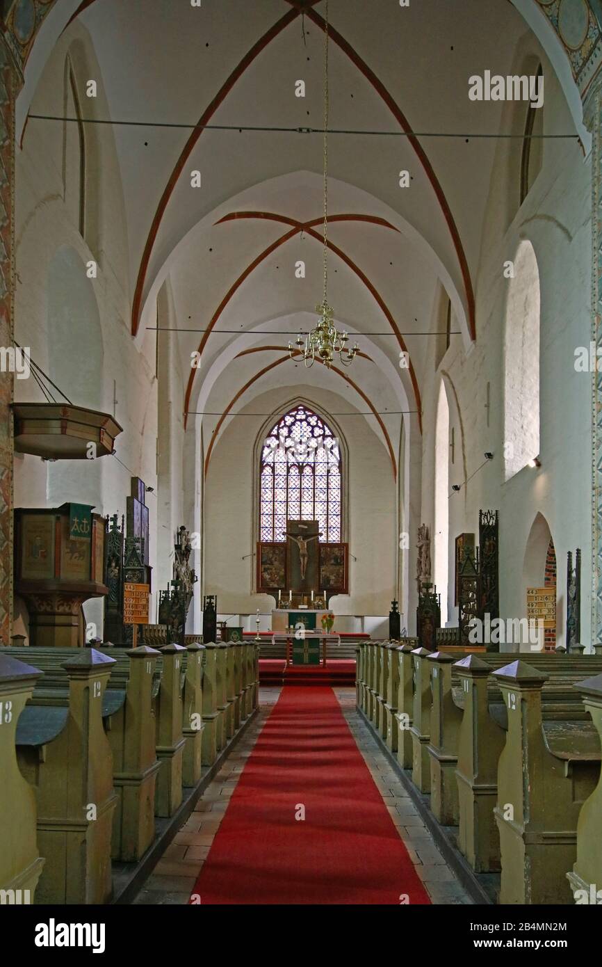 Deutschland, Mecklenburg-Vorpommern, Anklam, Marienkirche, Innenschuss Stockfoto