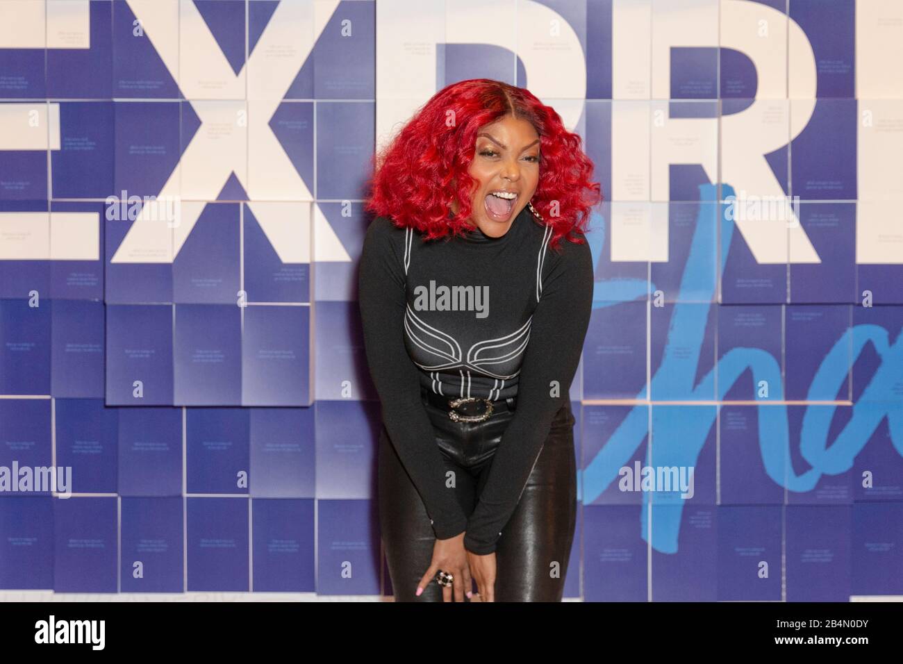 New YORK, NY - 06. MÄRZ: Taraji P. Henson besucht den American Express Launch Employee Appreciation Day am Grand Central Terminal Vanderbilt Hall im März Stockfoto