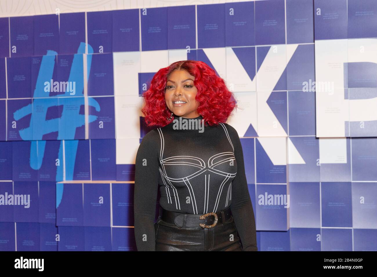 New YORK, NY - 06. MÄRZ: Taraji P. Henson besucht den American Express Launch Employee Appreciation Day am Grand Central Terminal Vanderbilt Hall im März Stockfoto