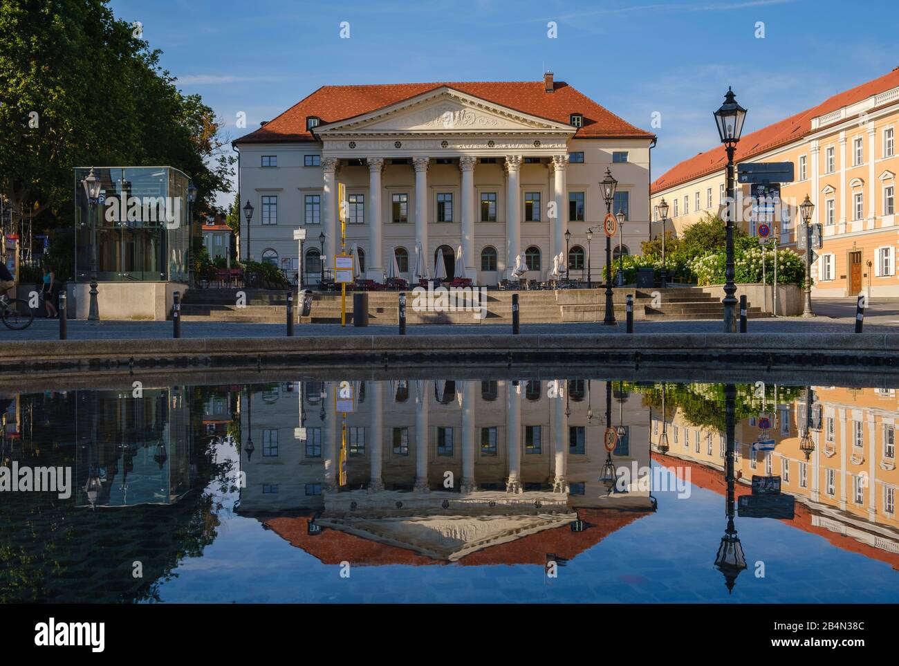 Haus der Musik im Präsidentenpalast am Bismarckplatz, Regensburg, Oberpfalz, Bayern, Deutschland Stockfoto