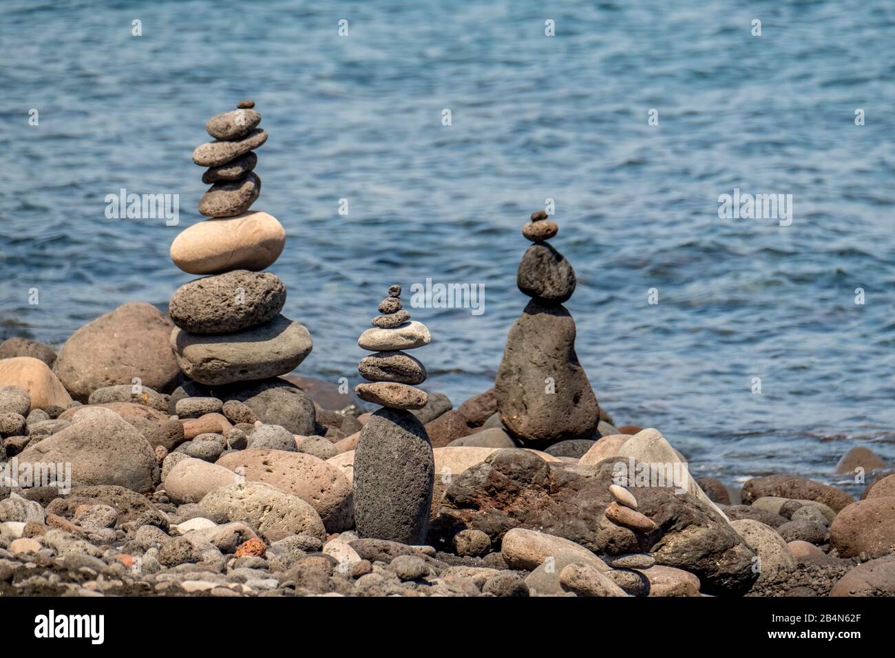 Steinformation am Strand von Ficogrande, Stromboli, Äolischen Inseln, Äolischen Inseln, Tyrrhenischem Meer, Süditalien, Europa, Sizilien, Italien Stockfoto