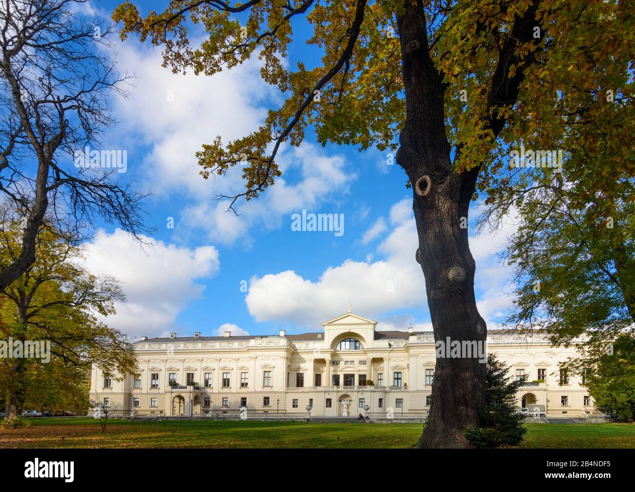 Wien, Palais Clam-Gallas, Park in Österreich, Wien, 9. Bezirk, Alsergrund Stockfoto