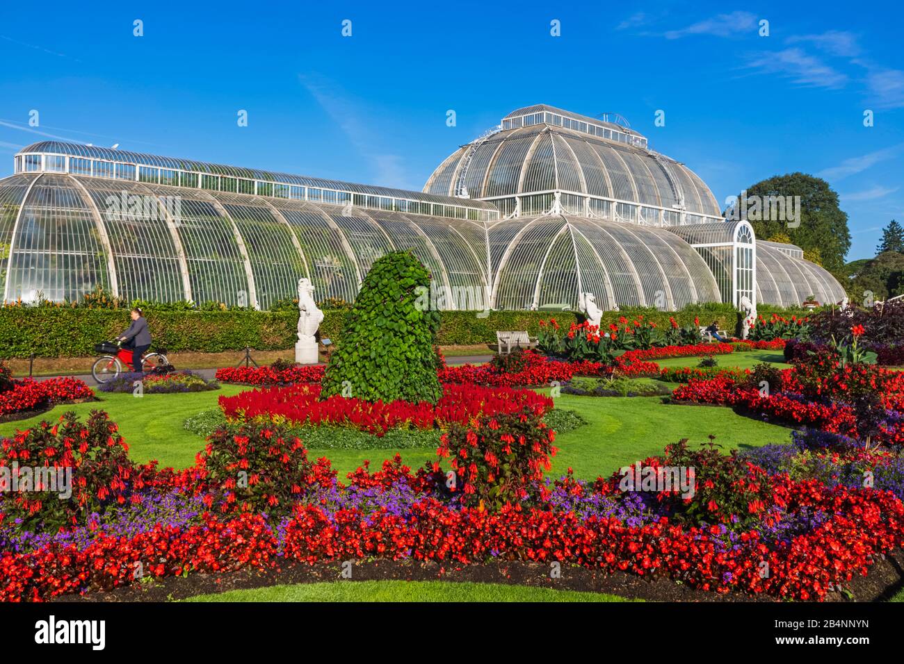 England, London, Richmond, Kew Gardens, das Palm House Stockfoto
