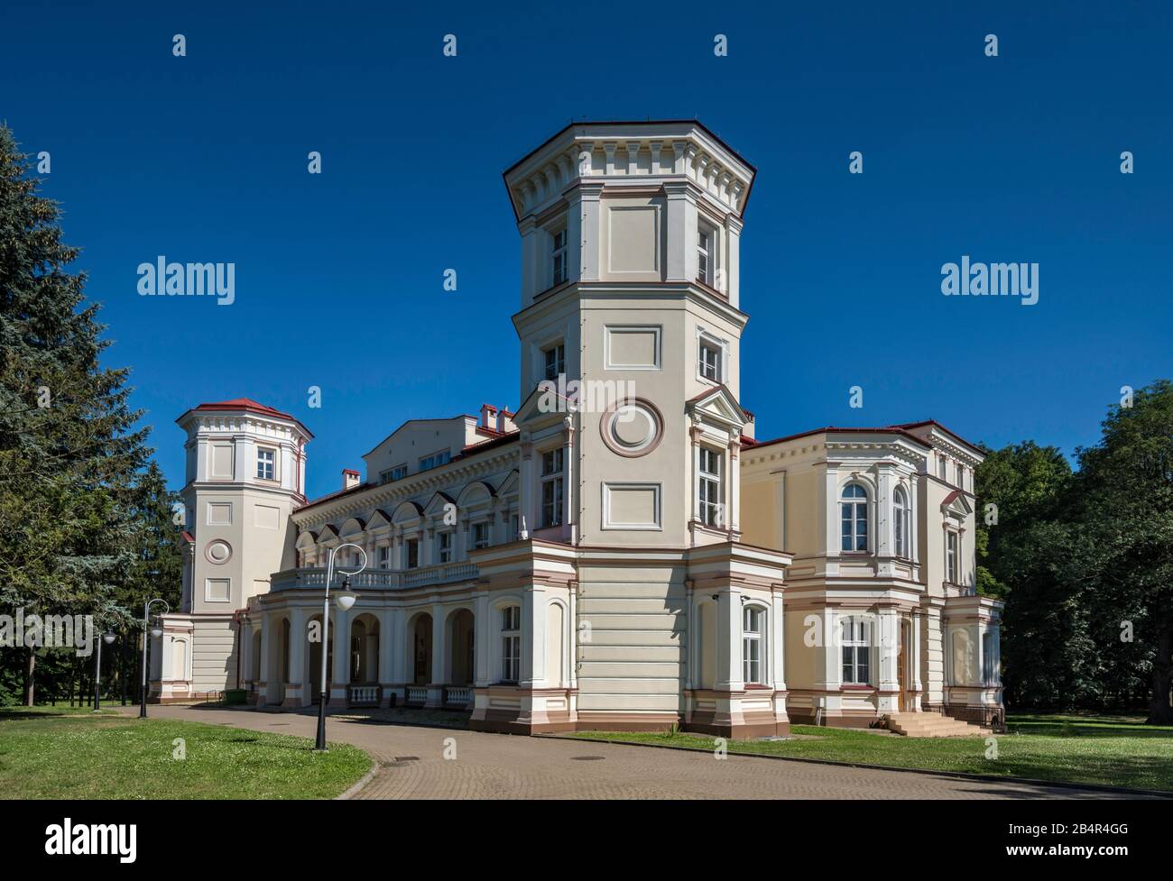 Lubomirski-Palast, im Jahre 1887, Eklektischer Stil, Sitz der höheren Schule des osteuropäischen Staates in Przemysl, Malopolska, Polen Stockfoto
