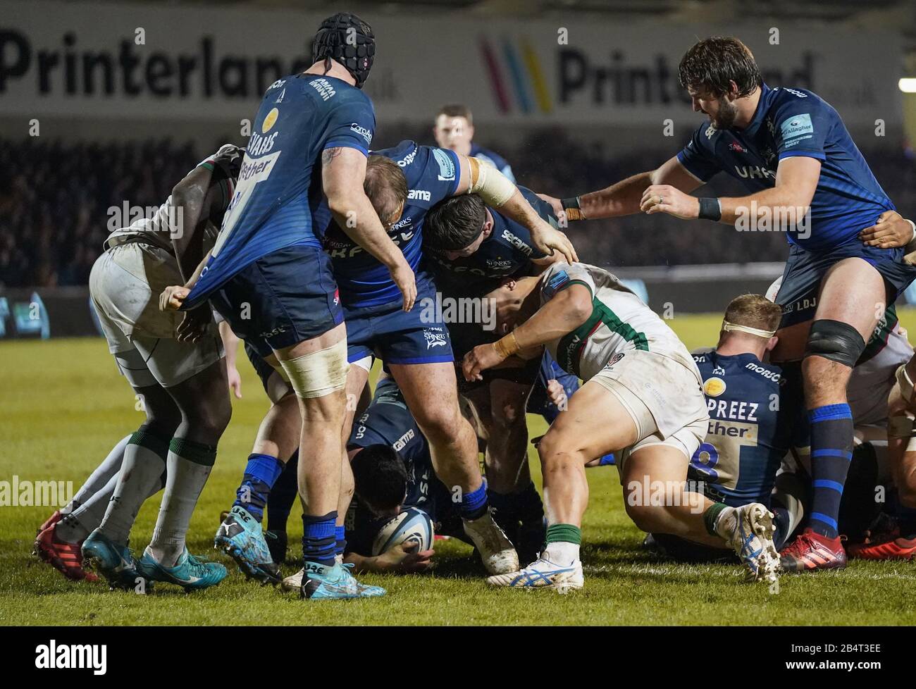 Sale Sharks Hooker Rob Webber taucht auf, um in seinen Seiten 39-0 zu gewinnen in einem Gallagher Premiership Rugby Union Match, Freitag, 6. März 2020, in Eccles, Großbritannien. (Foto von IOS/ESPA-Images) Stockfoto