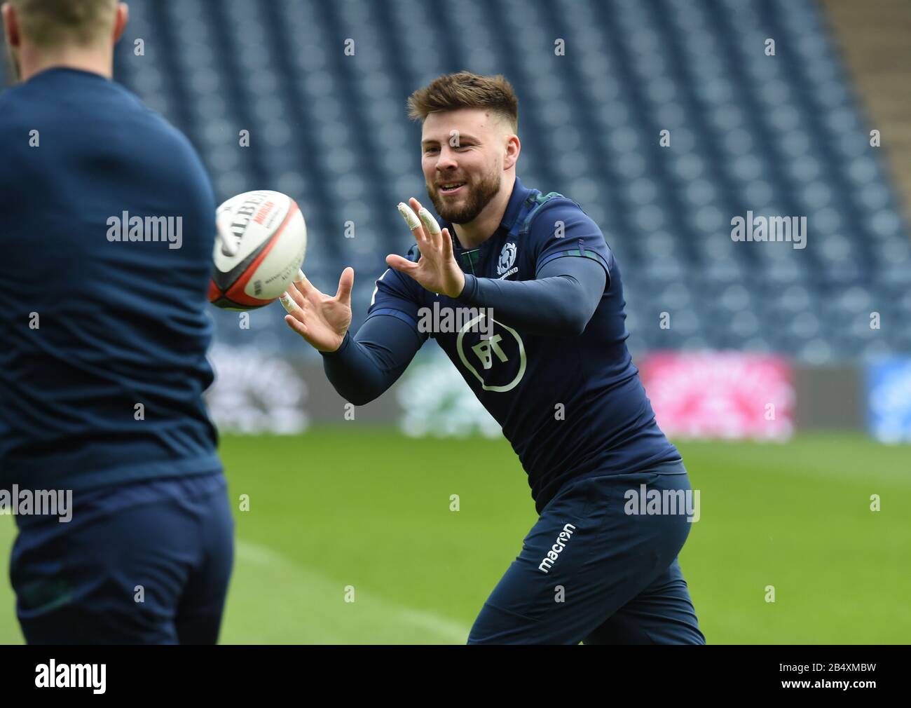 BT Murrayfield Stadium.Edinburgh.Scotland, Großbritannien. März 2020. Scots Rugby Capains Run for Guinness Six Nations Test Scotland vs France Scotland. Schottland Ali Price. Kredit: Eric mccowat/Alamy Live News Stockfoto