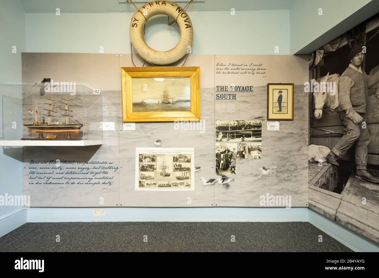 Museumsausstellung in der Oates Collection über die British Atlantic Expedition von 1910-1913, die Reise nach Süden auf dem Schiff Terra Nova. Stockfoto
